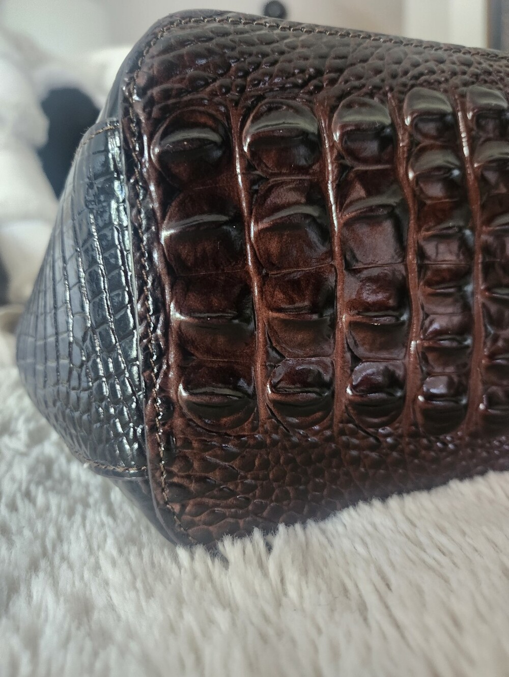 Brahmin Marlowe Drawstring bucket bag Fig Jam - Picture 4 of 5